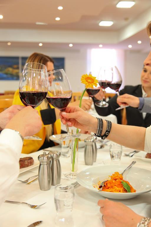 Dion Hotel Φίλλαχ Εξωτερικό φωτογραφία