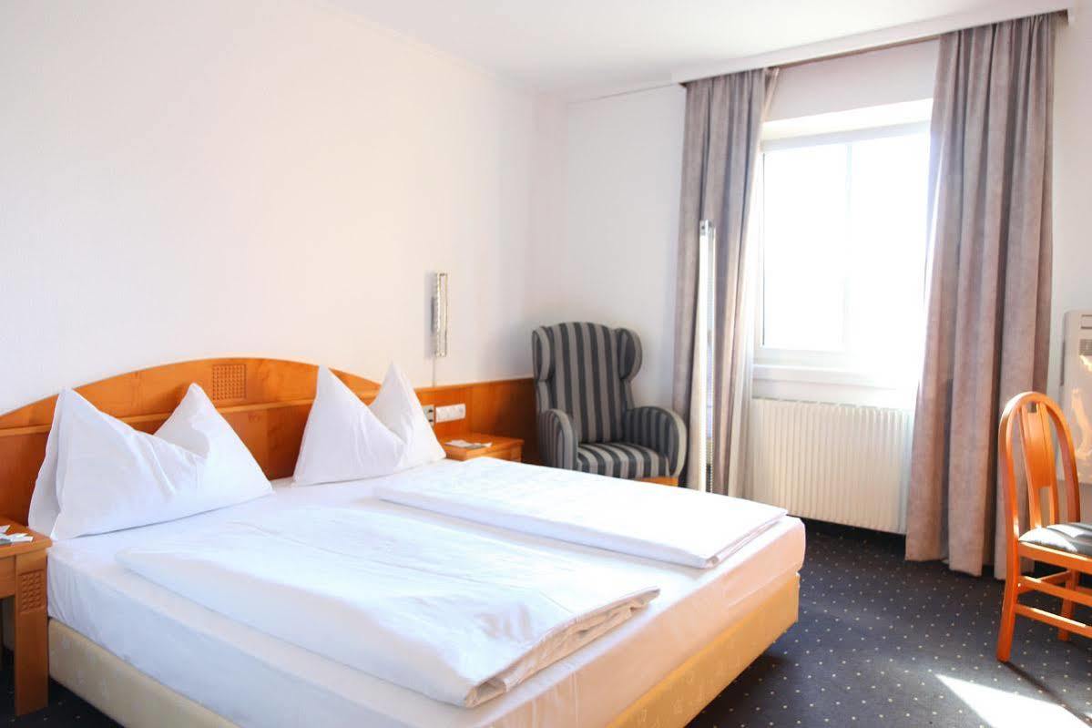 Dion Hotel Φίλλαχ Εξωτερικό φωτογραφία
